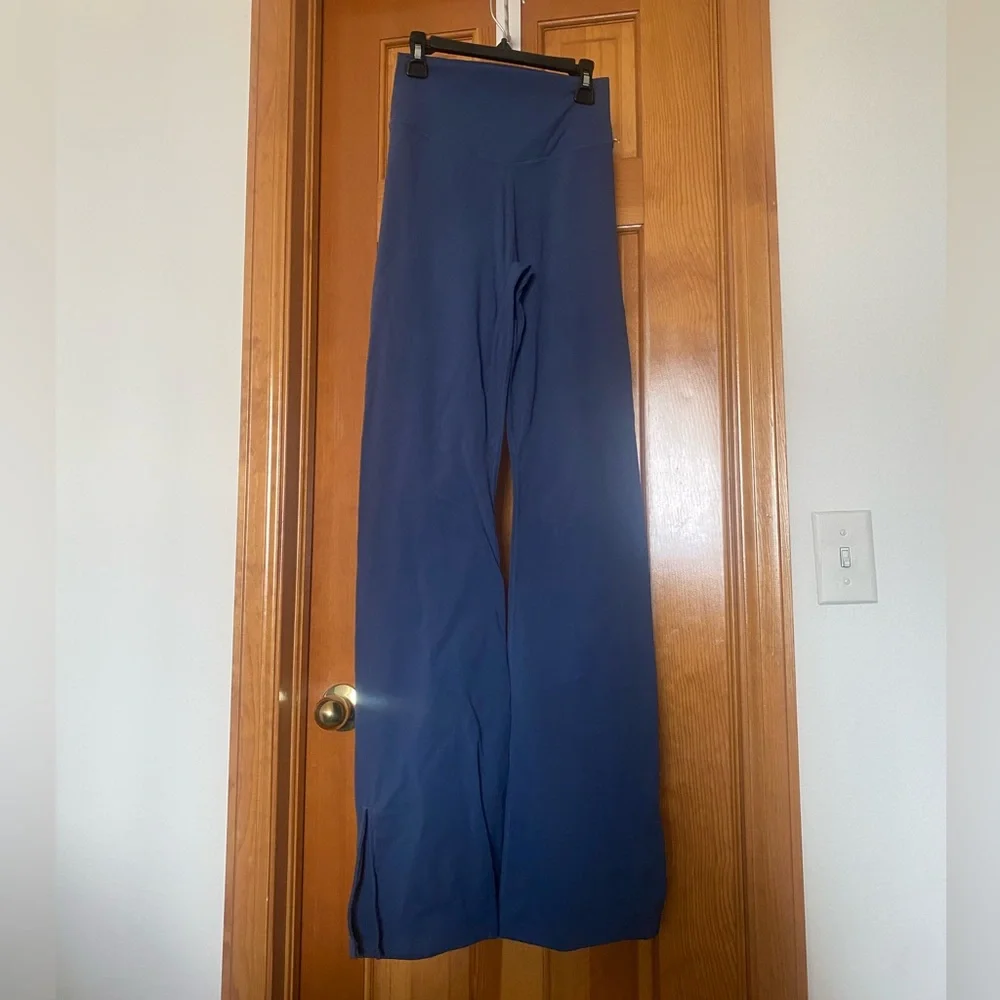 NWOT Vitality Flare leggings - Picture 1 of 4